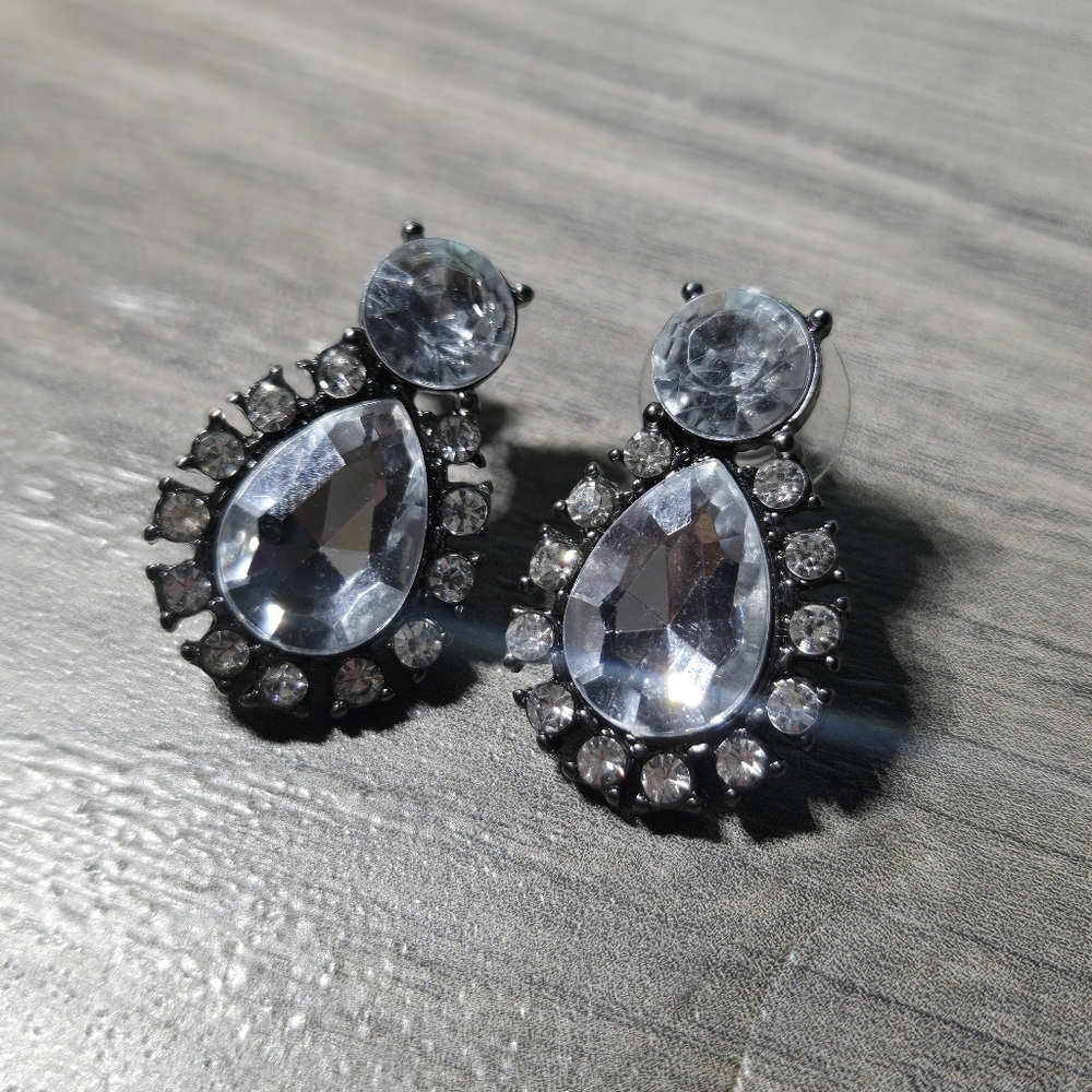 Elegant Silver Rhinestone Teardrop Earrings